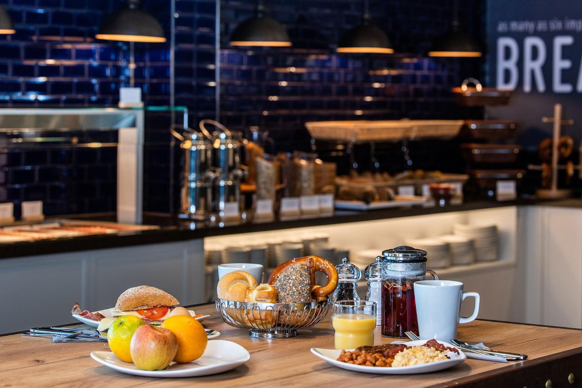 Premier Inn Luebeck City Centre Eksteriør bilde